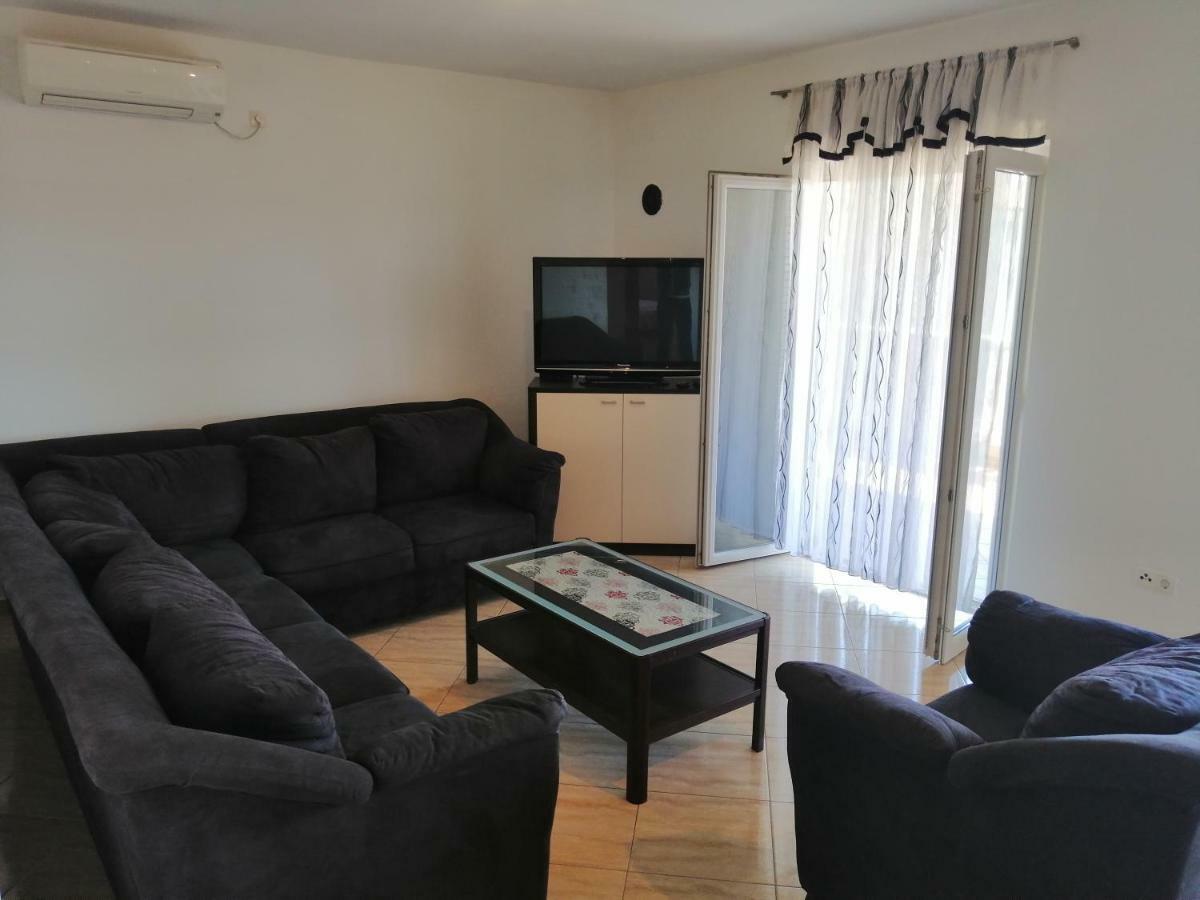 Apartman Rosanda 珀塞达耶 外观 照片