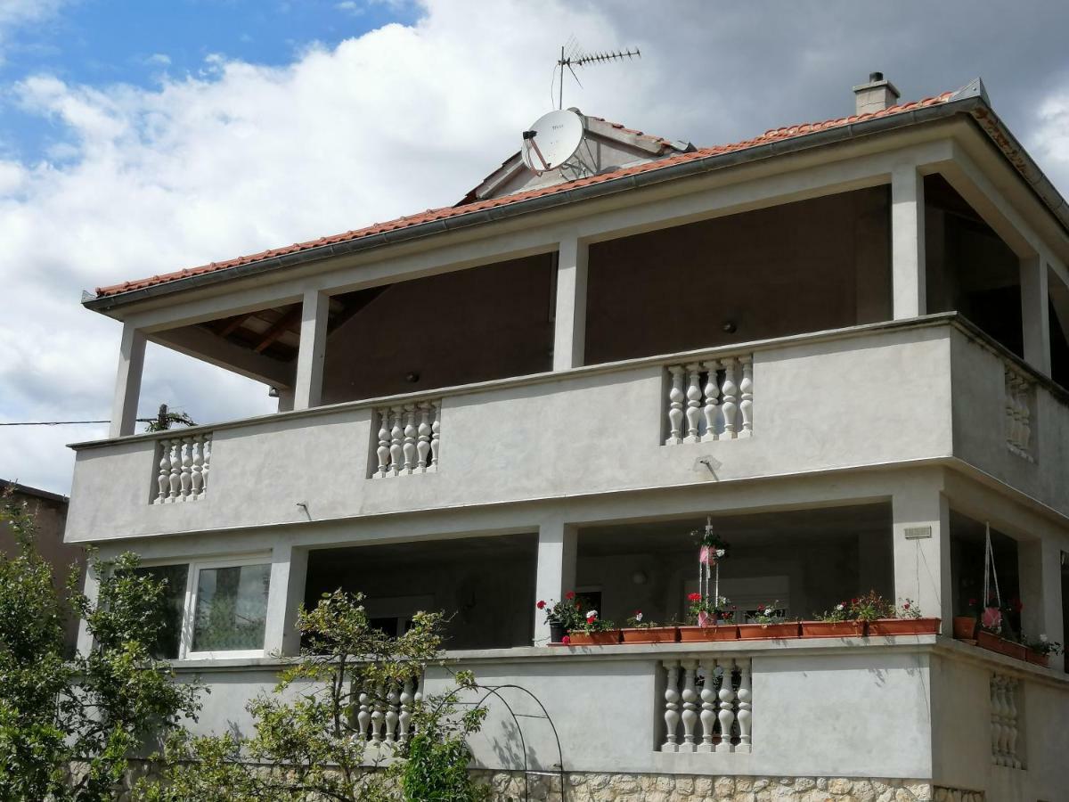 Apartman Rosanda 珀塞达耶 外观 照片