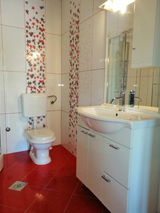Apartman Rosanda 珀塞达耶 外观 照片